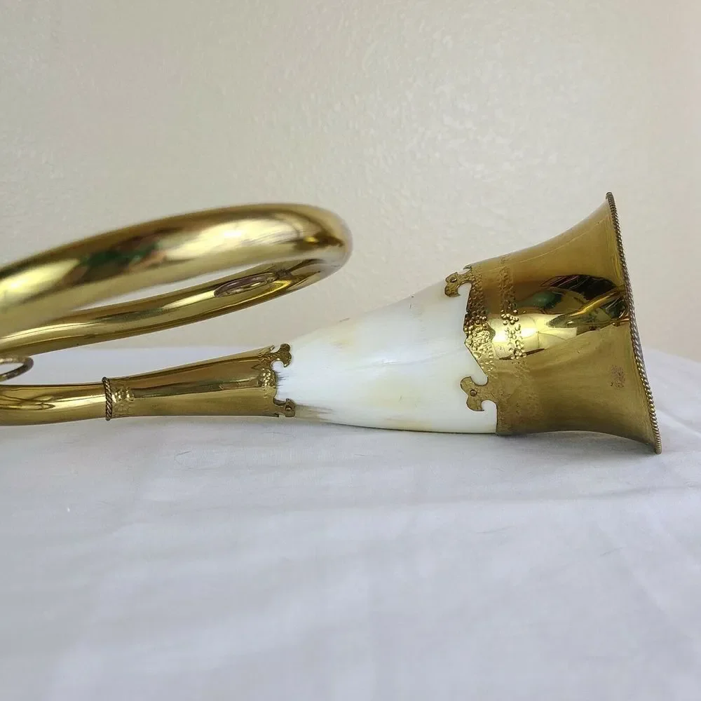 VINTAGE French Fox Hunting Blowing‎ Horn Cow Steer Bovine Bull Brass Finger Hold